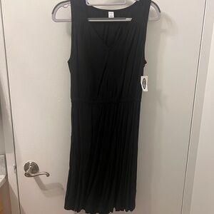 Old Navy black dress. Size small new with tags